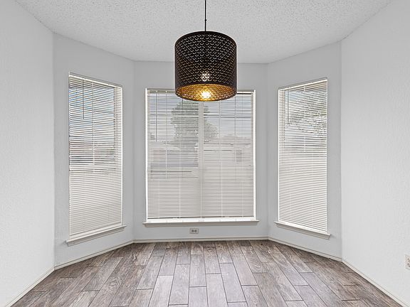 3rd image of 5624 Northstar Ln