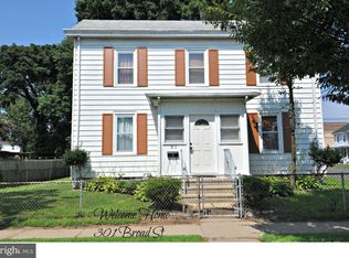 301 Broad St, Florence, NJ 08518