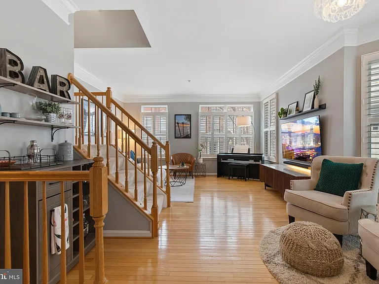 170 Martin Ln — Photo 10