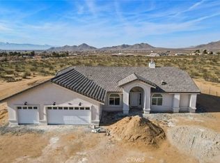 16948 Sycamore Ln, Apple Valley, CA 92307