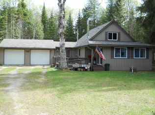 1575 W Sturgeon Bay Trl, Levering, MI 49755