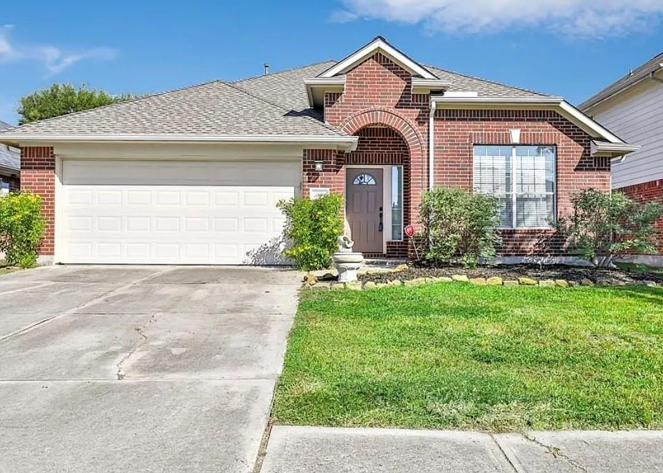 6827 Atasca Creek Dr