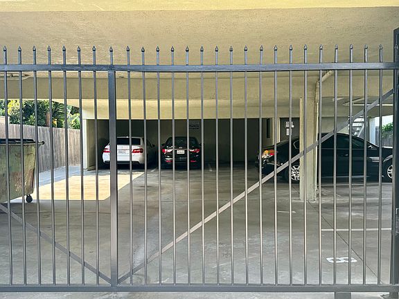 2nd image of 3901 E 11th St APT 3