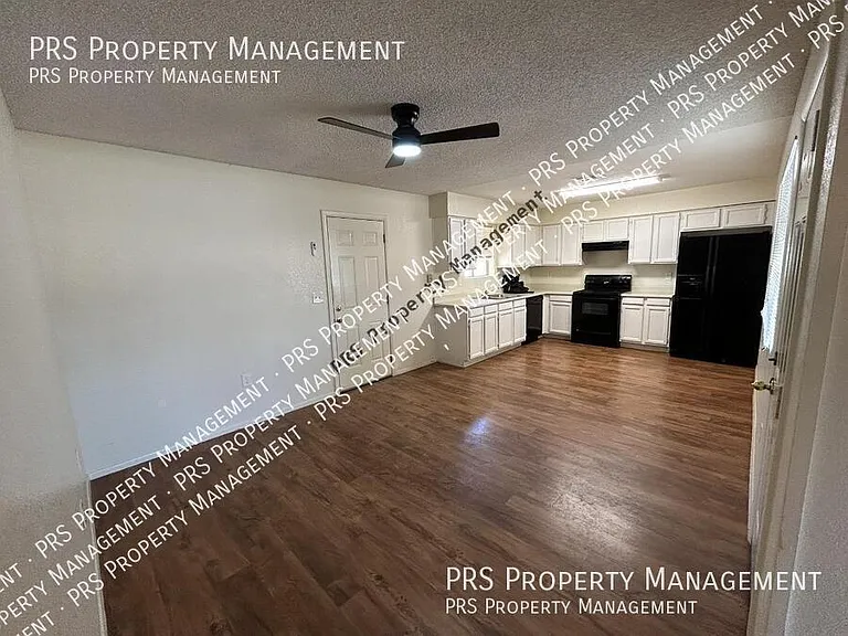3147 E Edgewood Ave — Photo 6