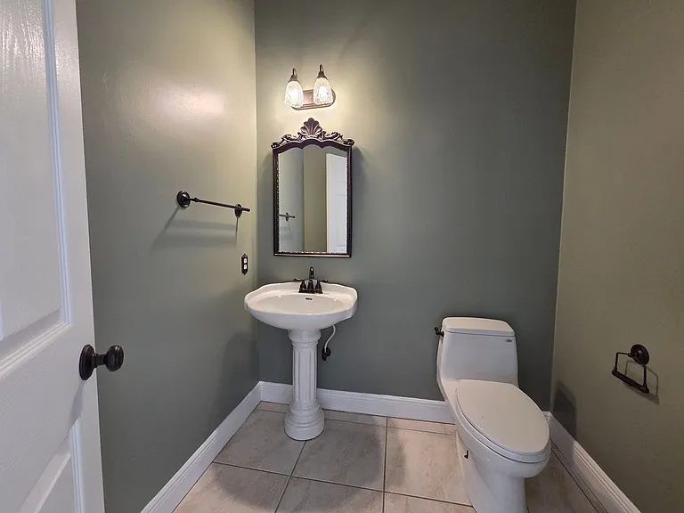 102 Grove Isle Blvd — Photo 19