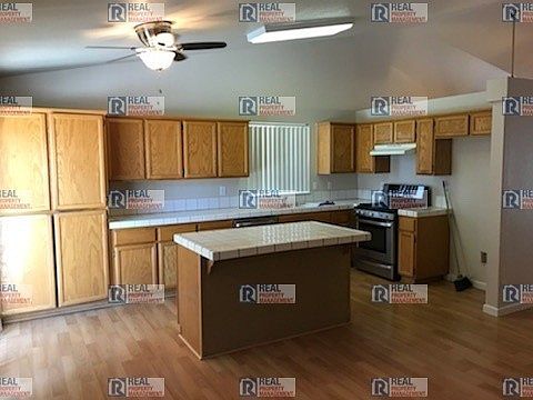 1st image of 2857 Crescent Moon Ct