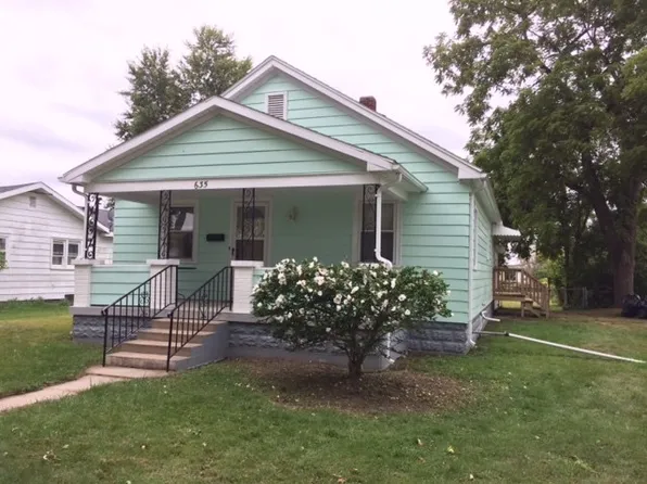 635 N East St, Winchester, IN 47394