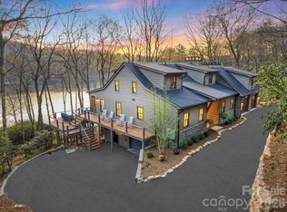 95 Cardinal Trce, Lake Toxaway, NC 28747