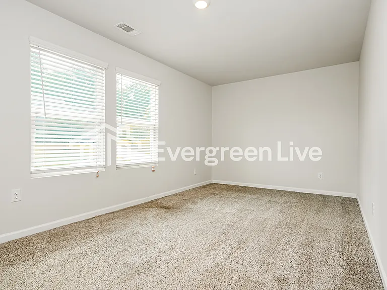 621 Stevens Pl — Photo 11