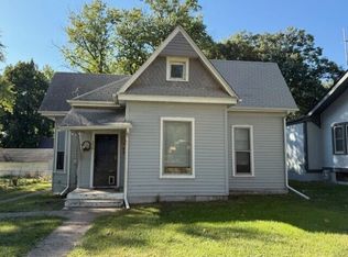 3806 12th St, Des Moines, IA 50313