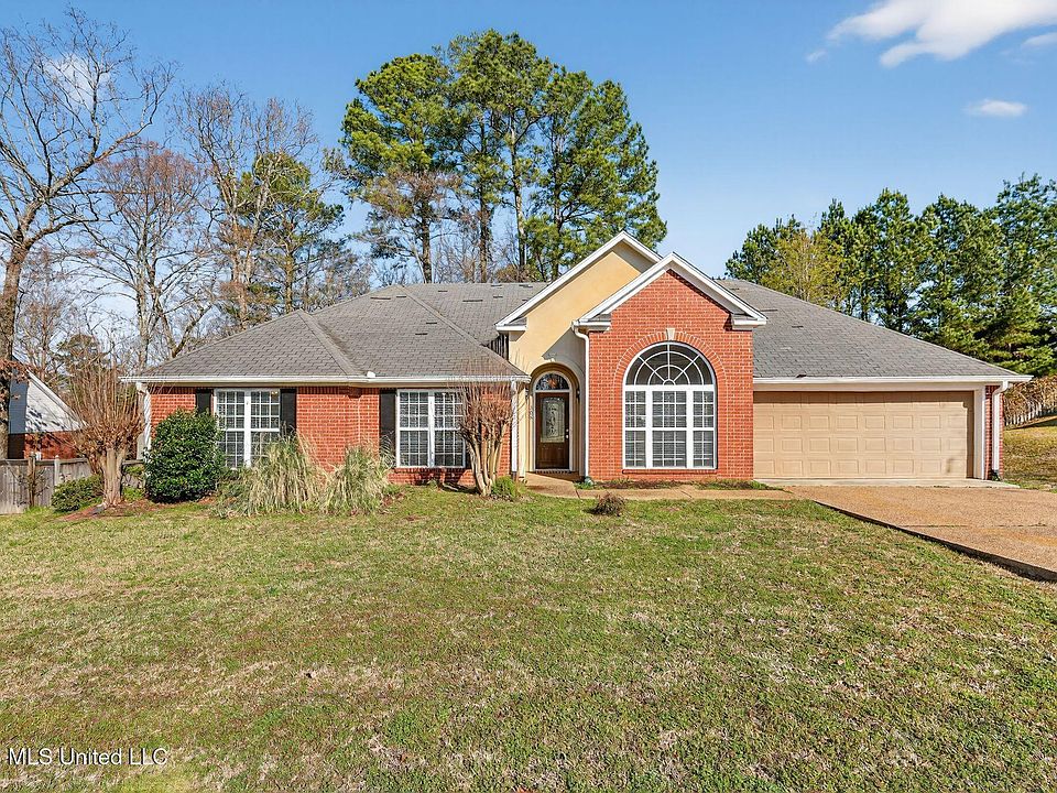 1st image of 308 Cypress Creek Rd