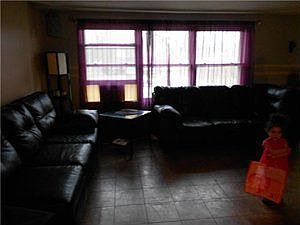 2nd image of 59 Fairgreen Dr