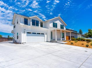 1905 Sansone Dr #A, Santa Rosa, CA 95403