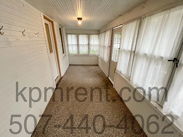 621 Oak St — Photo 15