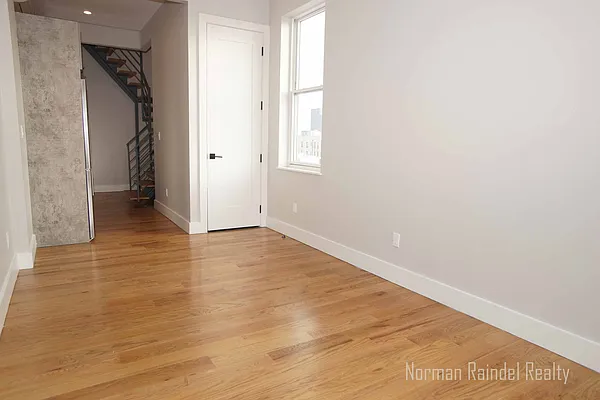 Rented by Norman Raindel, LREB | media 8