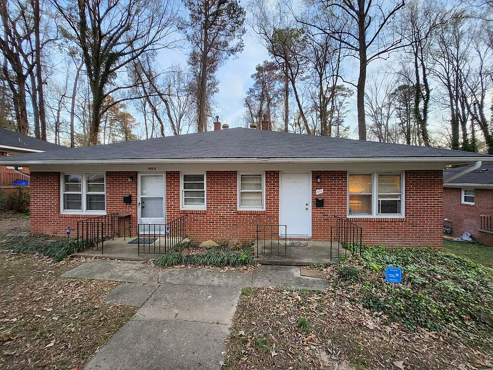 405 Smith Ave #B