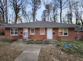 405 Smith Ave #B, Chapel Hill, NC 27516