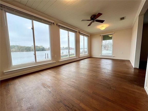 4th image of 5308 Church St