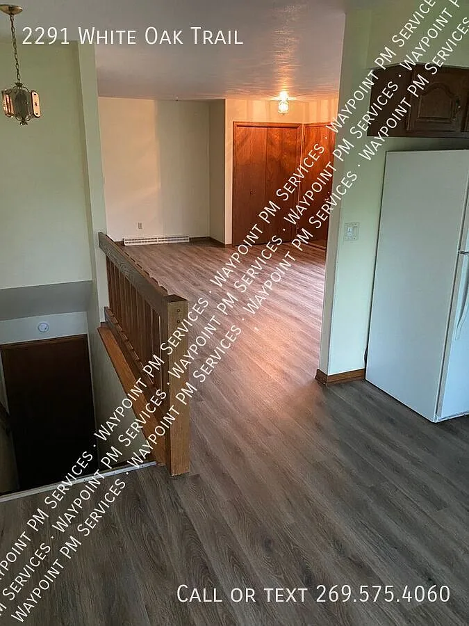 Cozy 2-Bedroom With Large Yard - Available 9/8/26 — Photo 3