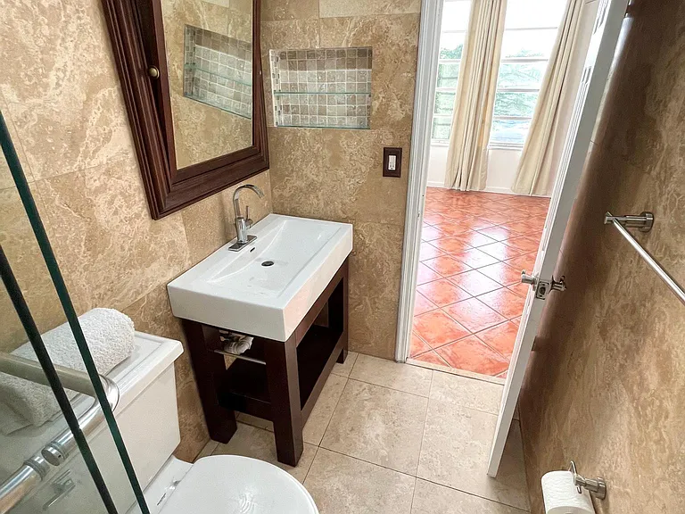7800 Carlyle Ave #3D — Photo 20