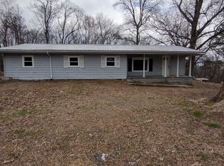 82 Dodge St, Rossville, GA 30741