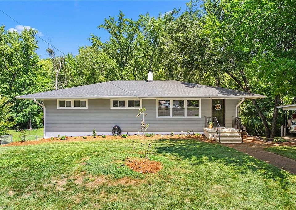 1st image of 119 Azalea Cir