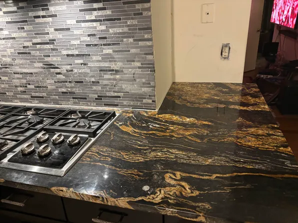 109 Centre Avenue image 3 of 19