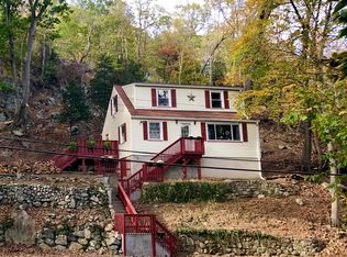 202 Skyline Lakes Dr, Ringwood, NJ 07456