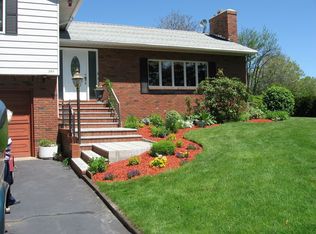 264 Porter Rd, East Longmeadow, MA 01028