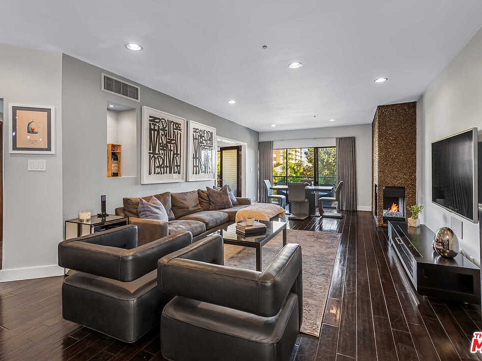 1st image of 1201 Larrabee St APT 208