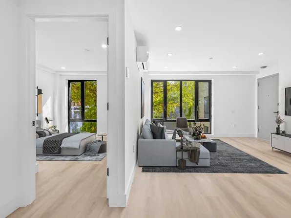 12-19 31st Drive image 1 of 11