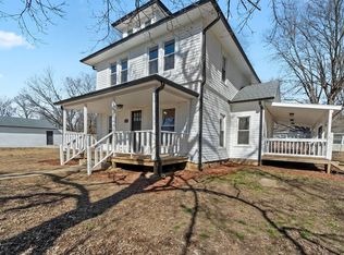 504 W 4th St, Lane, KS 66042