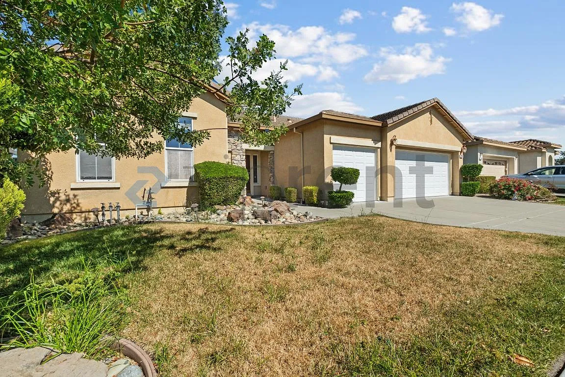 2 bed, 2031 sqft, $2,500 — Photo 3