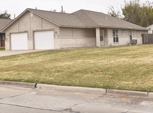 1401 NW Dearborn Ave APT A, Lawton, OK 73507