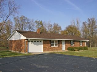 8381 Rosher Rd, Leesburg, OH 45135