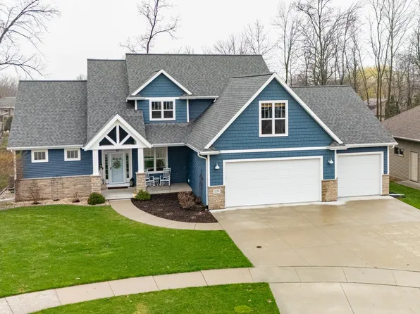 230 Deforest Dr, Kaukauna, WI 54130