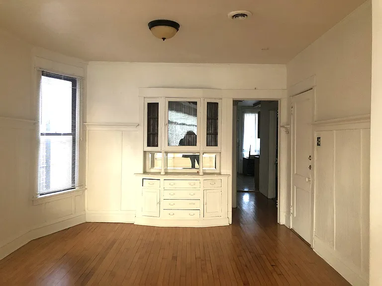 3648 W Berteau Ave #2 — Photo 4