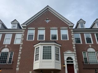 233 Galewood Dr, Edgewater, MD 21037