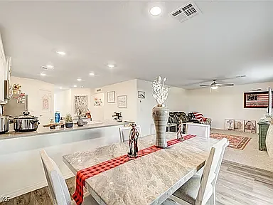 1624 Desert Path Ave — Photo 8