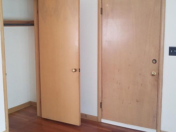4th image of 1774 & 1776 Liberty Dr