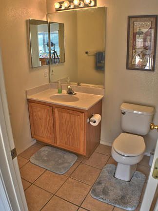 3rd image of 7000 Casa Elena Dr NE