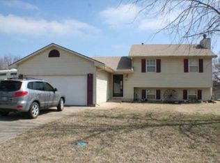 1012 Wirth St, Augusta, KS 67010