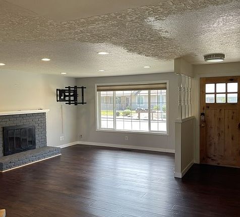 3rd image of 17293 SW Barcelona Way