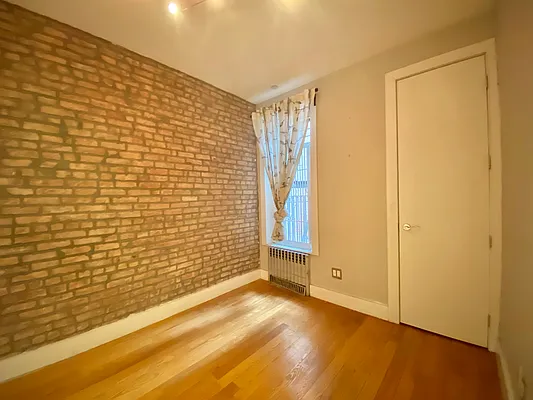 Rented by Simply Brooklyn Realty Inc | media 4