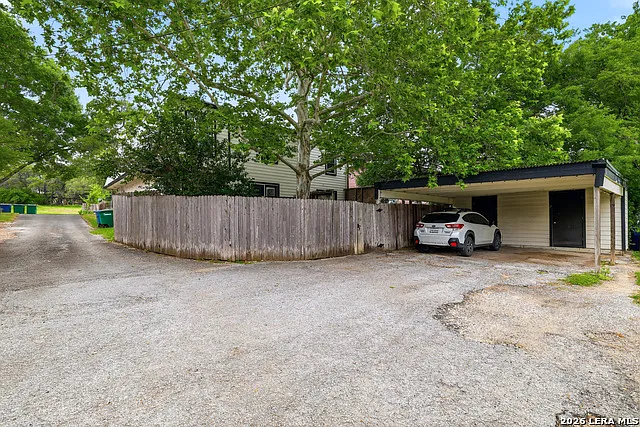 3407 Sugarhill Dr — Photo 24