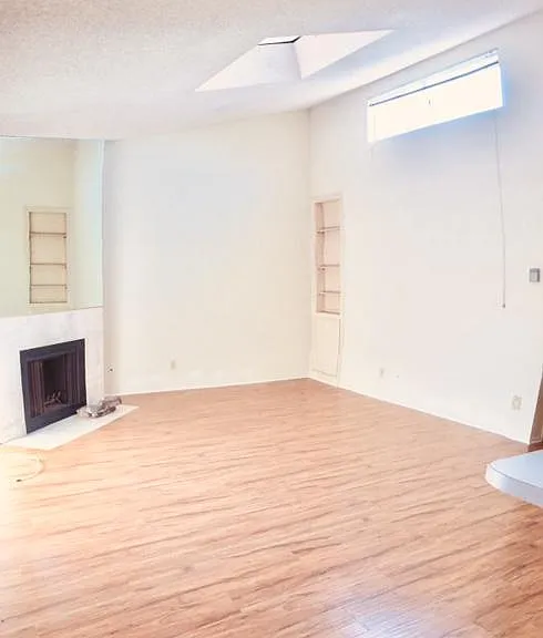 5072 Dunbar Dr #C — Photo 7