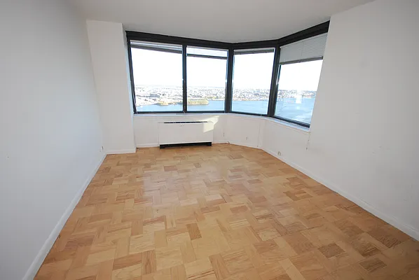 Sold by Yoram Adin, LREB | media 51