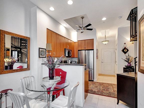 5th image of 801 S Olive Ave Unit 219