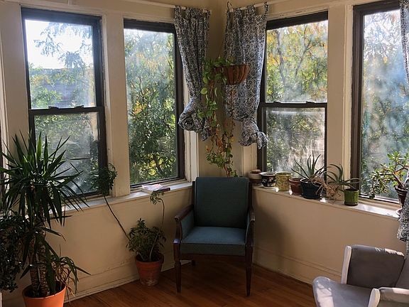 Sun room - Multiple use area