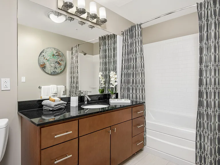 Oak Park Place — Photo 21